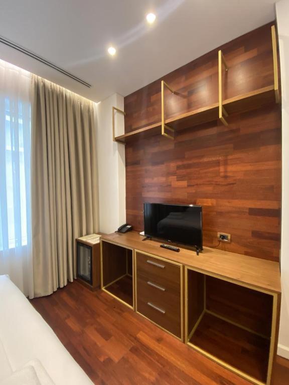 Crown Boutique Hotel Durres Bagian luar foto