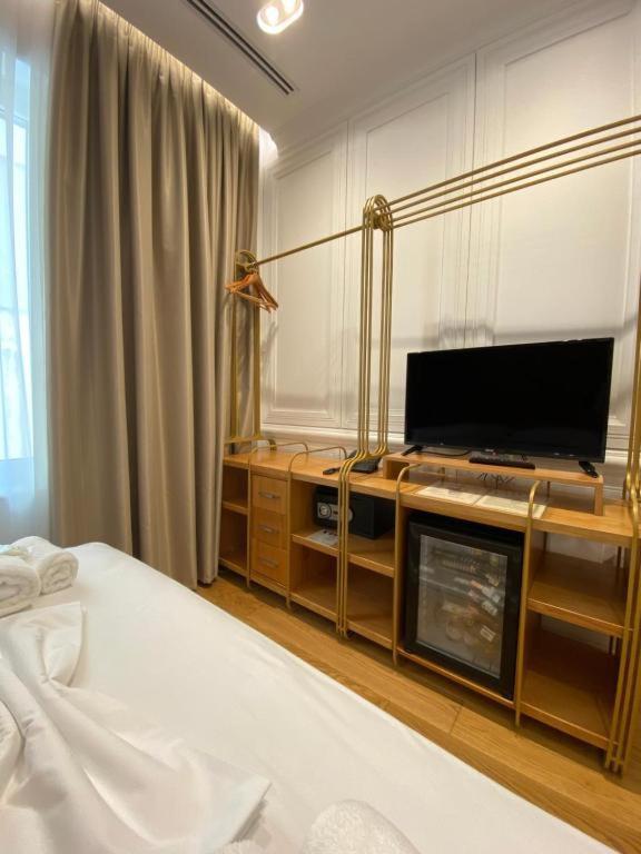Crown Boutique Hotel Durres Bagian luar foto