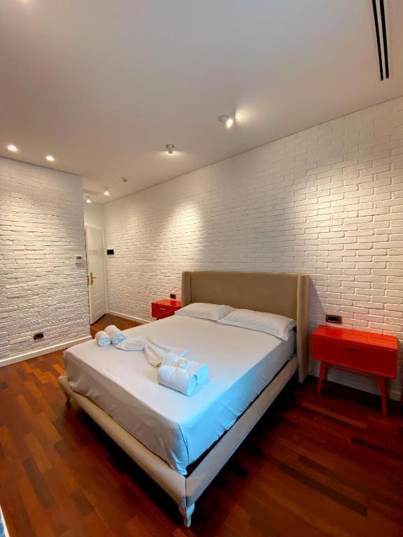 Crown Boutique Hotel Durres Bagian luar foto